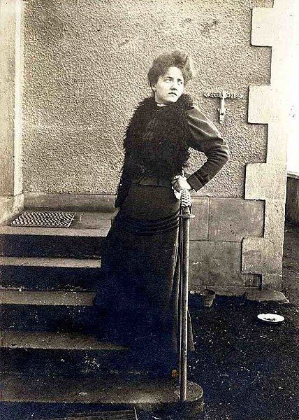 File:Émilie Tillon.jpg