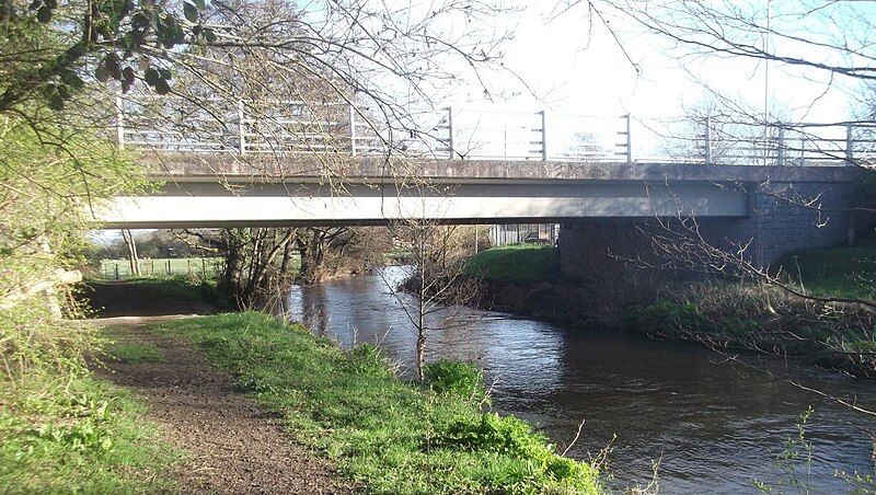 File:A525 Bridge Ruthin.jpg