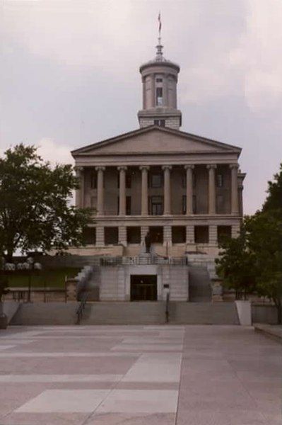 File:CapitolTennessee.jpg