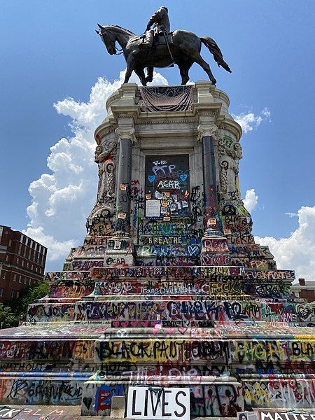 File:Defaced-lee-statue-2020.jpg