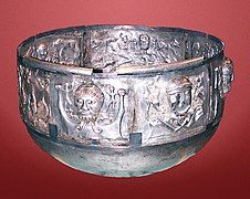 Ornamented cauldrons. The silver Gundestrup Cauldron from the Roman Iron Age (Aars, Denmark)