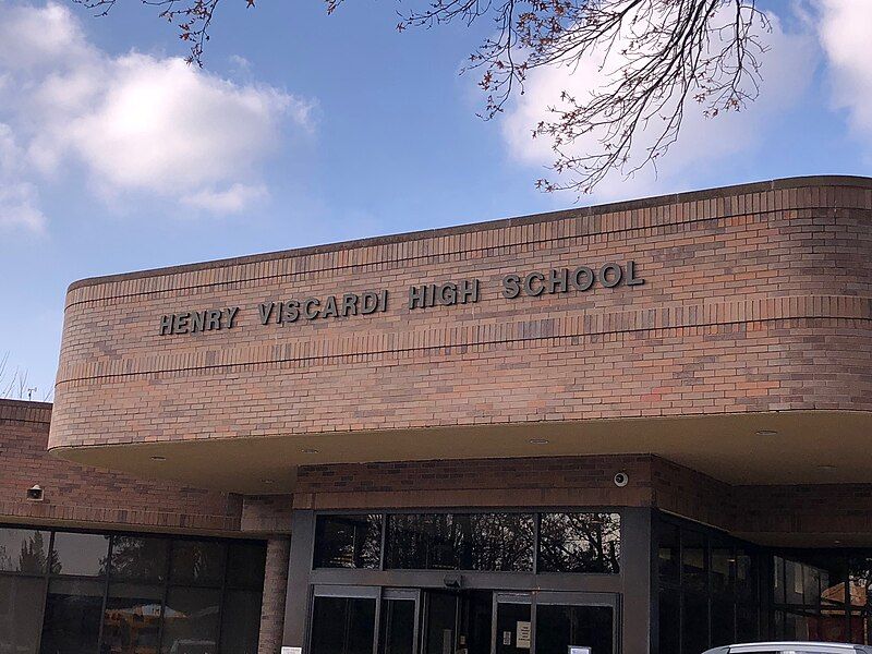 File:Henry Viscardi School.jpg