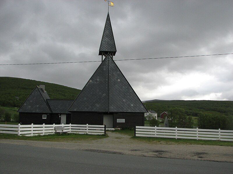 File:Lebesby church 01.jpg