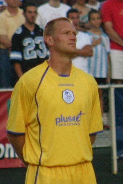 File:Lee-Bullen-SWFC.jpg