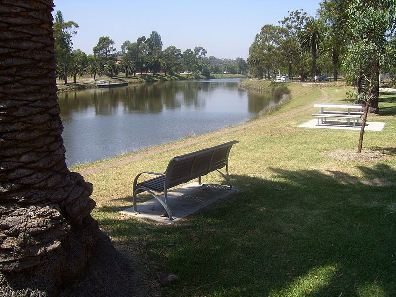 File:Maribyrnong River, Maribyrnong.jpg