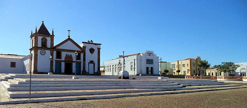 File:Panorama Oeiras.jpg