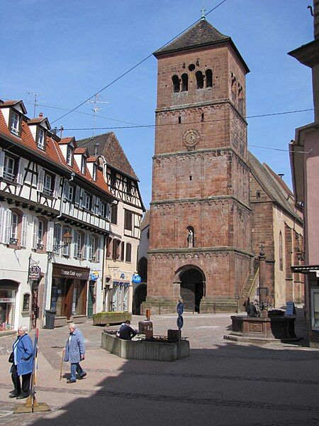 File:Saverne NotreDameNativité.JPG