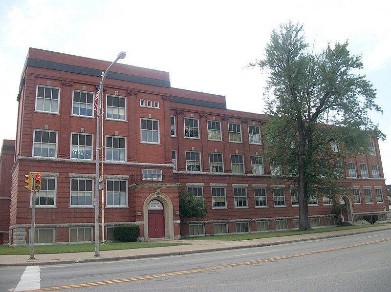 File:School44 BuffaloNY.JPG