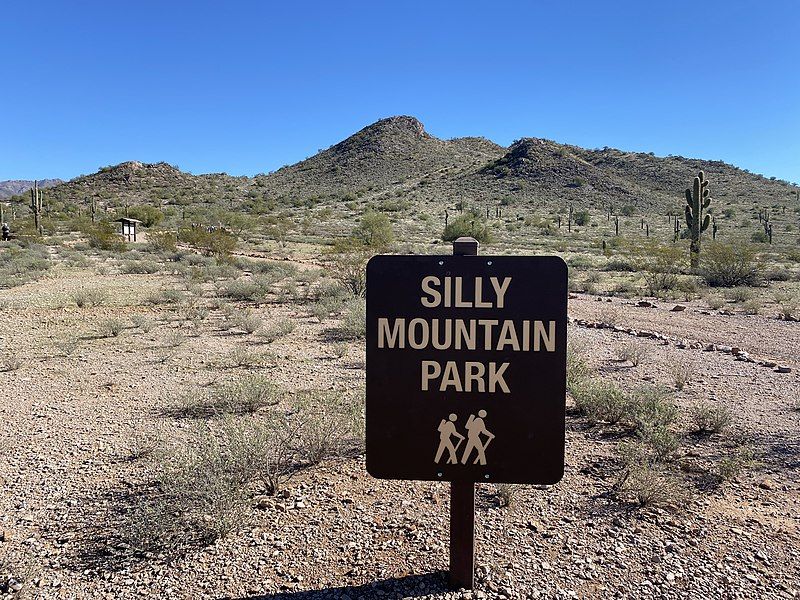 File:Silly Mountain Park.jpg