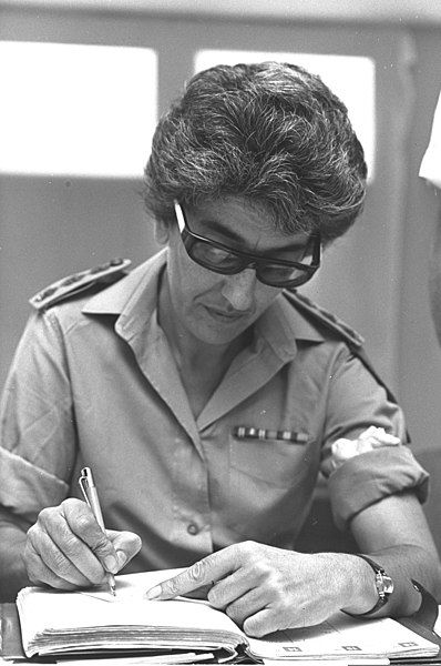 File:Stella Levi 1965-07-01a.jpg