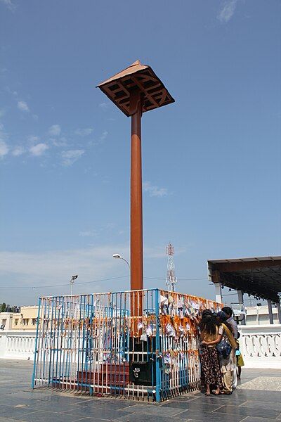 File:Velankanni Flagpole.jpg