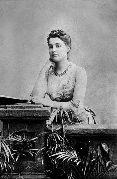 File:Beatrice Webb, c1875.jpg