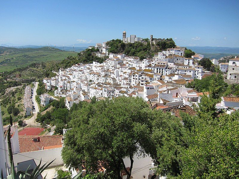 File:Casares vista.jpg