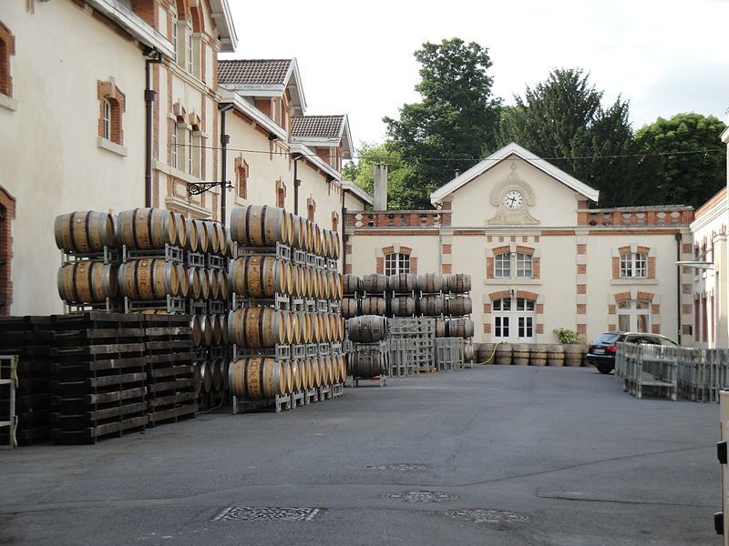 File:Champagne Krug courtyard.jpg