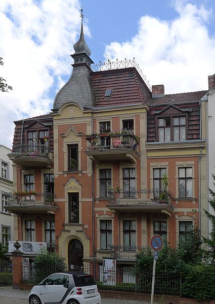 File:Drakestraße 64A (Berlin-Lichterfelde).JPG