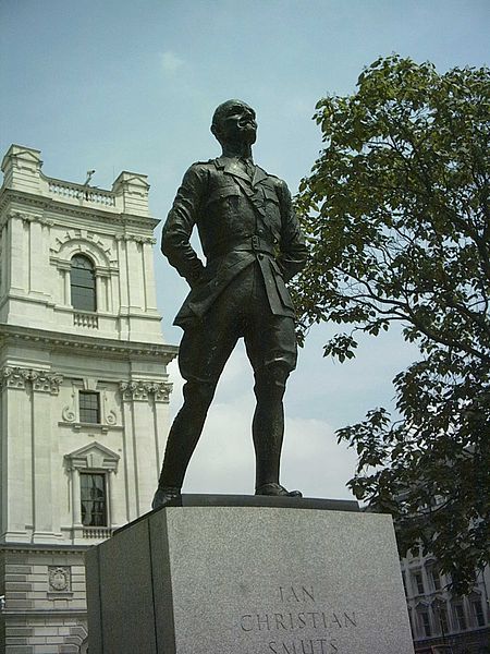 File:Jan Smuts statue.JPG