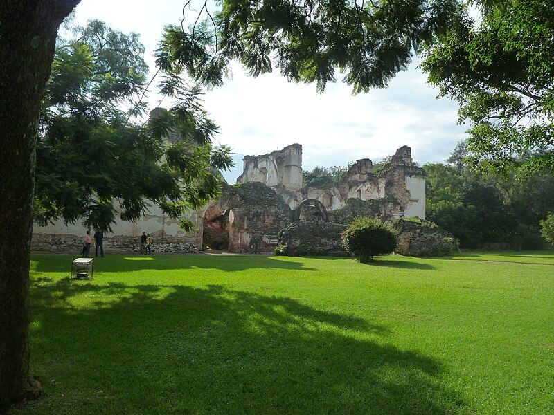 File:LaRecoleccion.Antigua.jpg