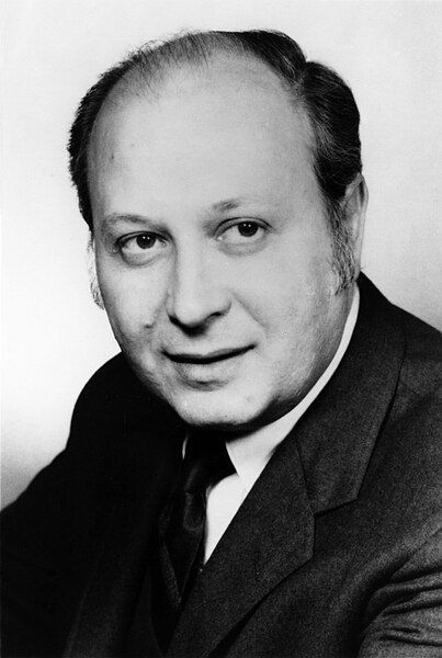 File:Nci-vol-8173-300 barnett rosenberg.jpg