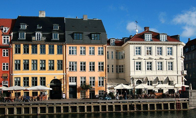 File:Nyhavn 43-47 København.jpg