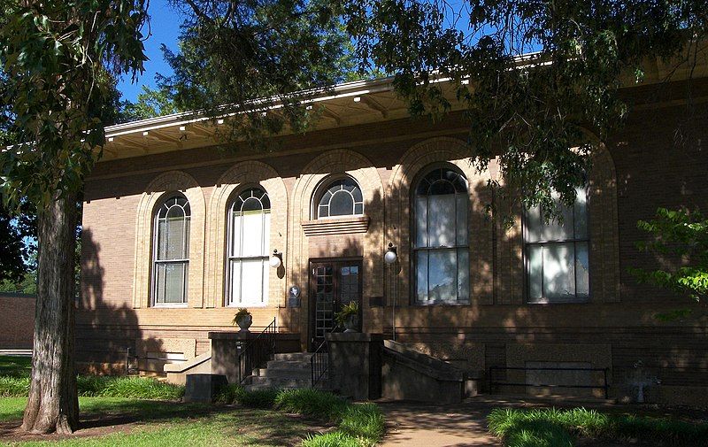 File:Palestine carnegie library.jpg