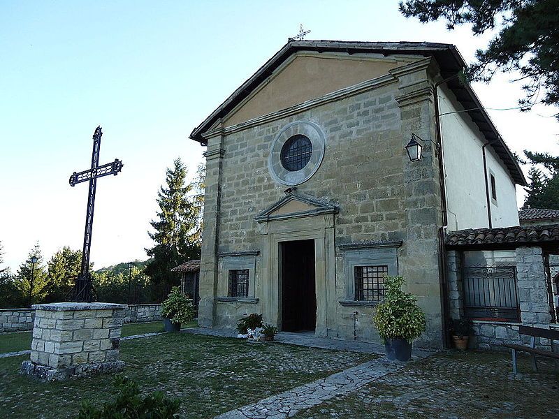 File:Varoni Santuario facciata.JPG