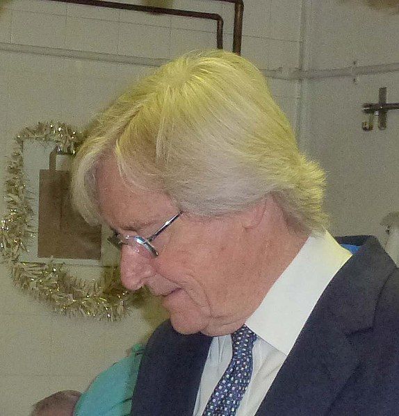 File:William Roache Cropped.jpg