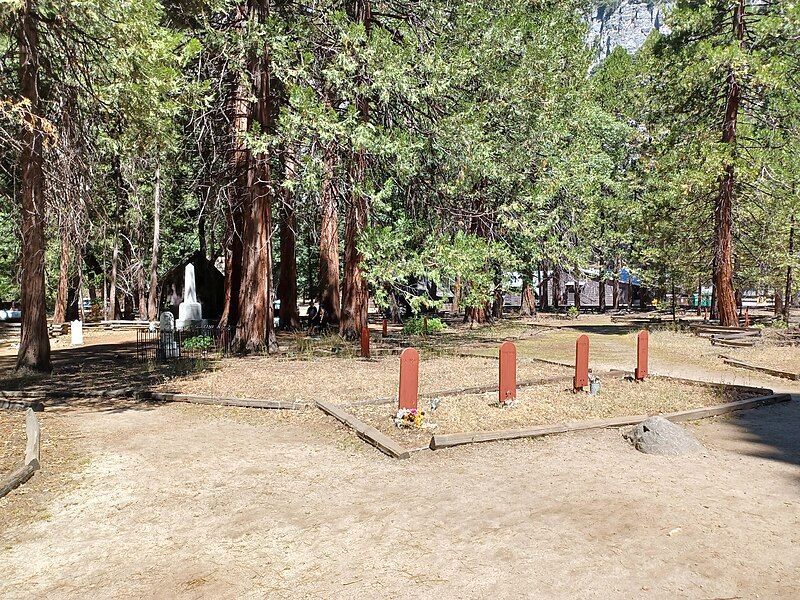 File:Yosemite Cemetery 9.jpg