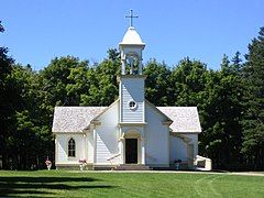 Façade of the chapel.