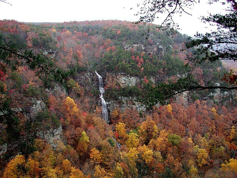 File:Cloudland Waterfall 2.jpg