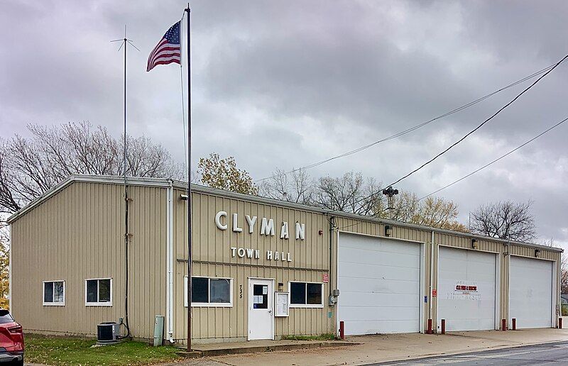 File:Clyman Town Hall.jpg