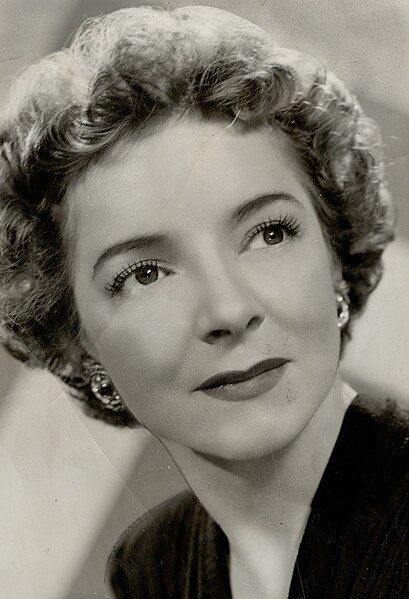 File:Helen Hayes 1948.jpg