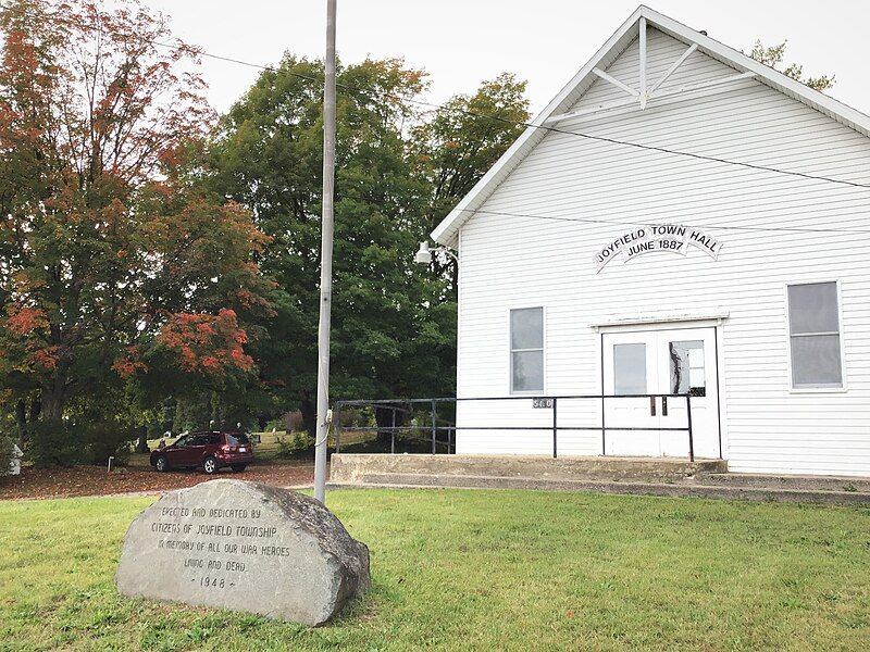 File:Joyfield Township Hall.jpg