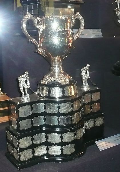 File:Memorial Cup.jpg