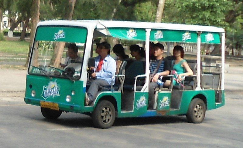 File:Multi-passenger vehicle 02.jpg