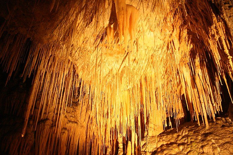 File:Newdegate cave-Tasmania-Australia16.JPG