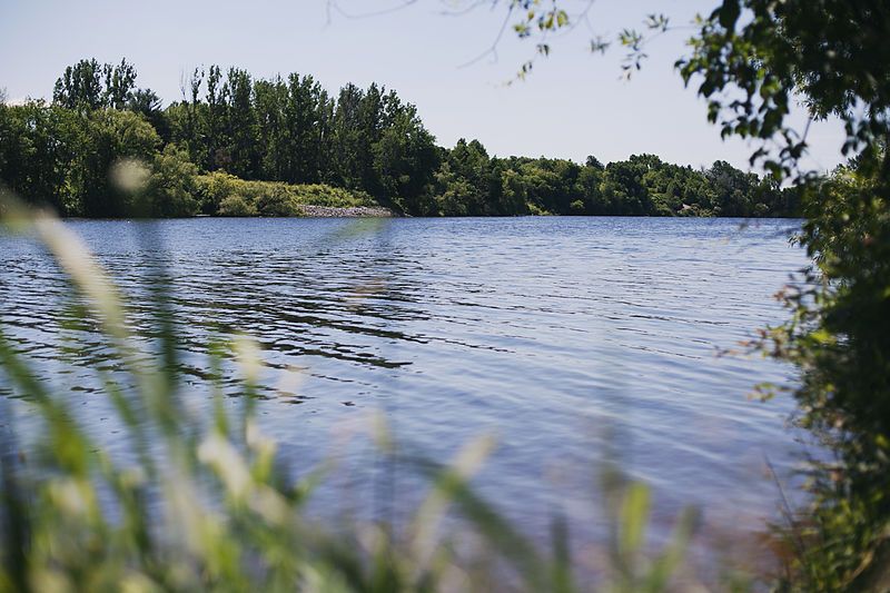 File:Rideau River, Barrhaven.jpg