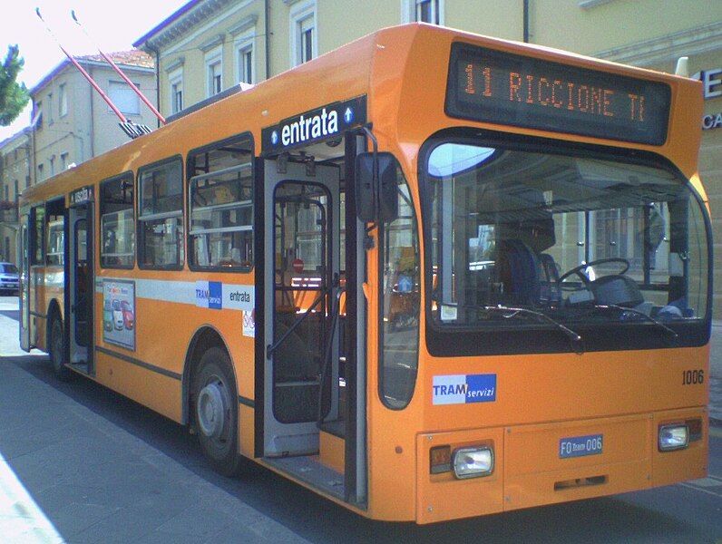 File:Rimini trolleybus 1006.jpg