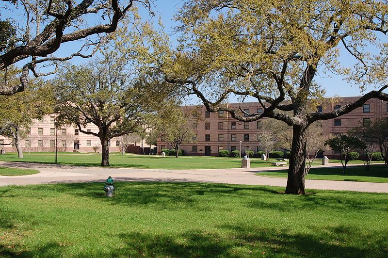 File:TAMU Quad.JPG