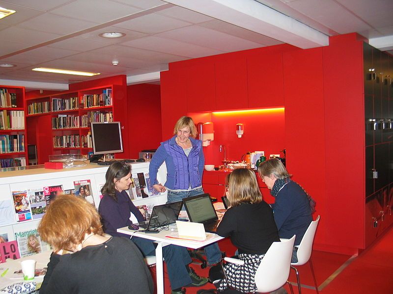 File:Atria-editathon-17022014-4.JPG