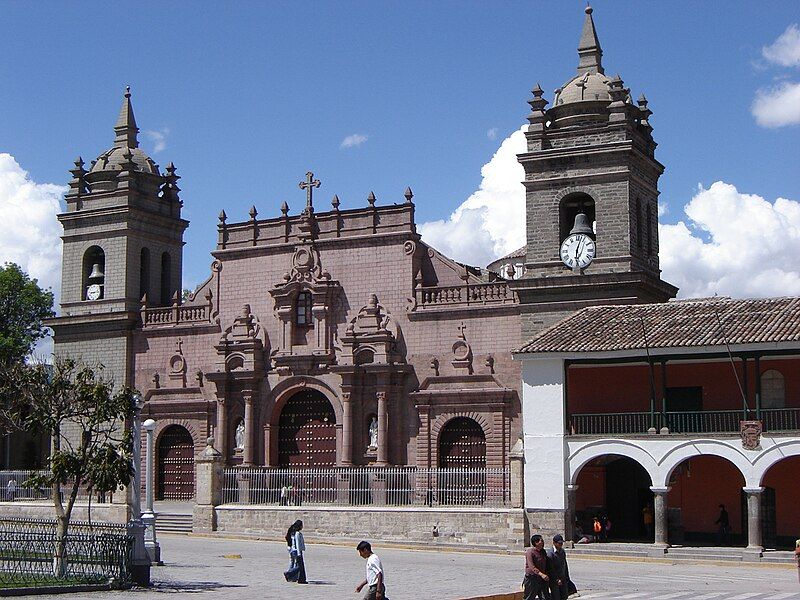 File:Ayacucho Cathedral.jpg