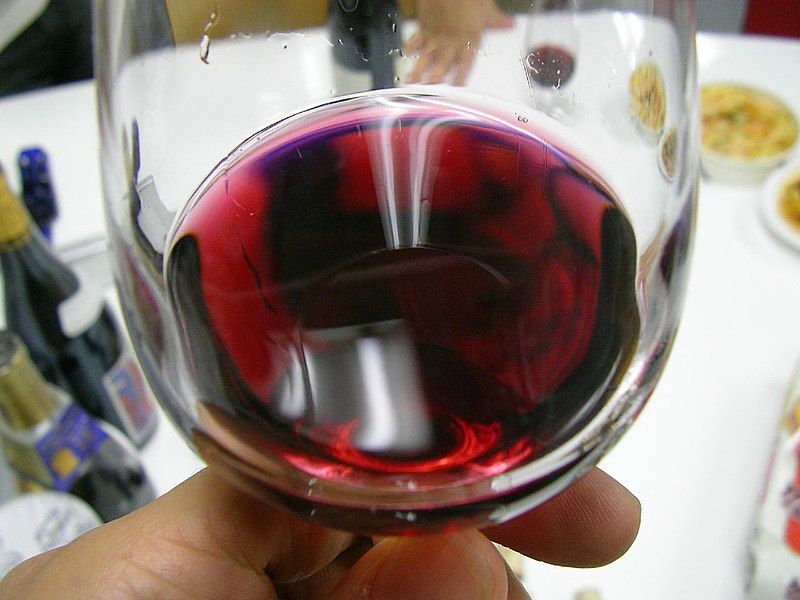 File:Beaujolais Nouveau wine.jpg