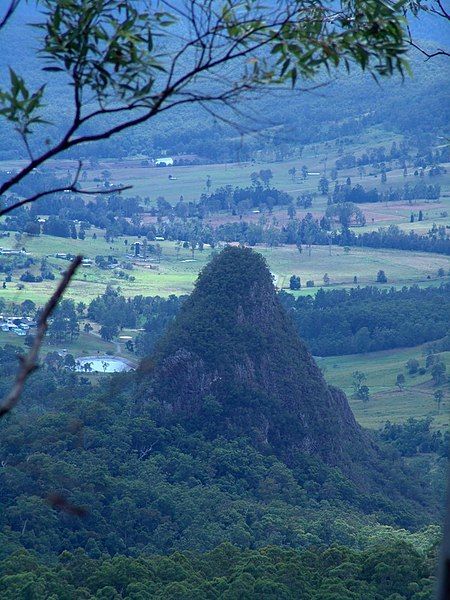 File:BinnaBurra EggRock.JPG