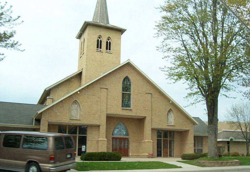 File:DarboyWisconsinChurch.jpg