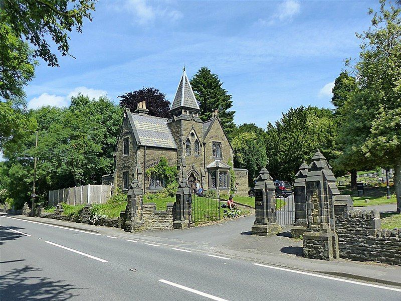 File:Entrance, Belper Cemetery.jpg