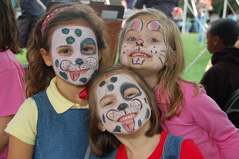 File:Face paint girls.jpg