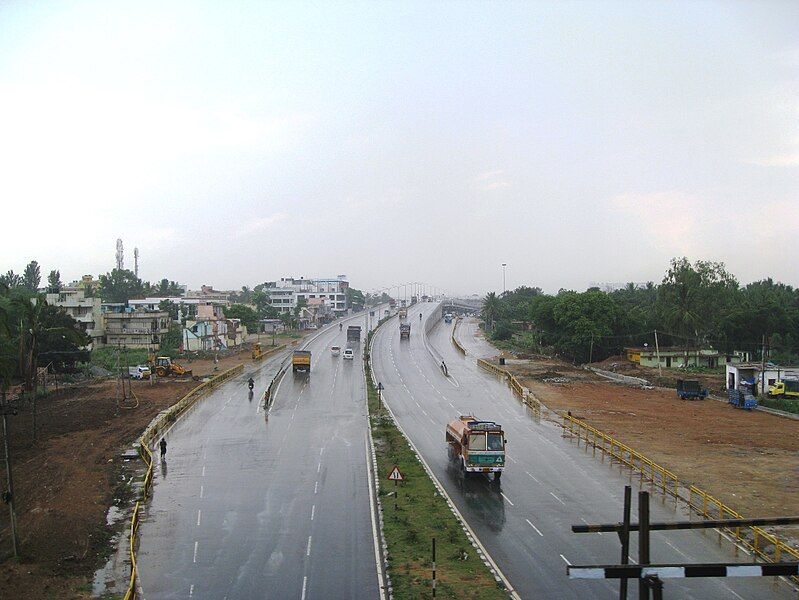 File:Hosur-Road-Chandapura-flyover-Railway-Crossing.jpg