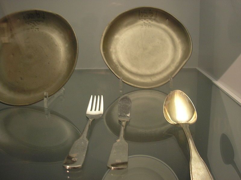 File:Kosher dishes P7160076.JPG