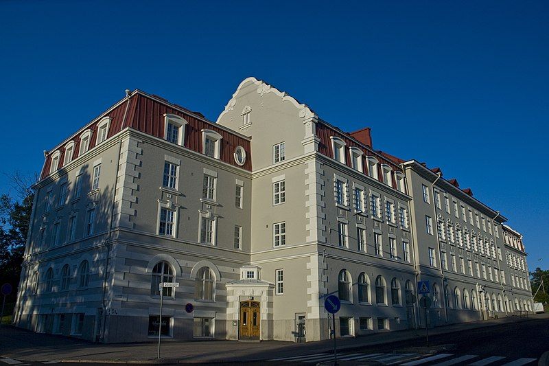 File:Kulosaari Domus building.jpg