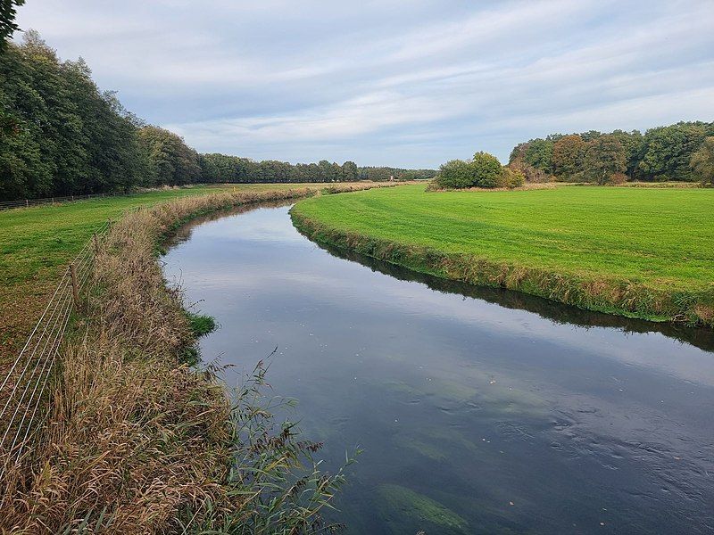 File:Böhme bei Hollige.jpg