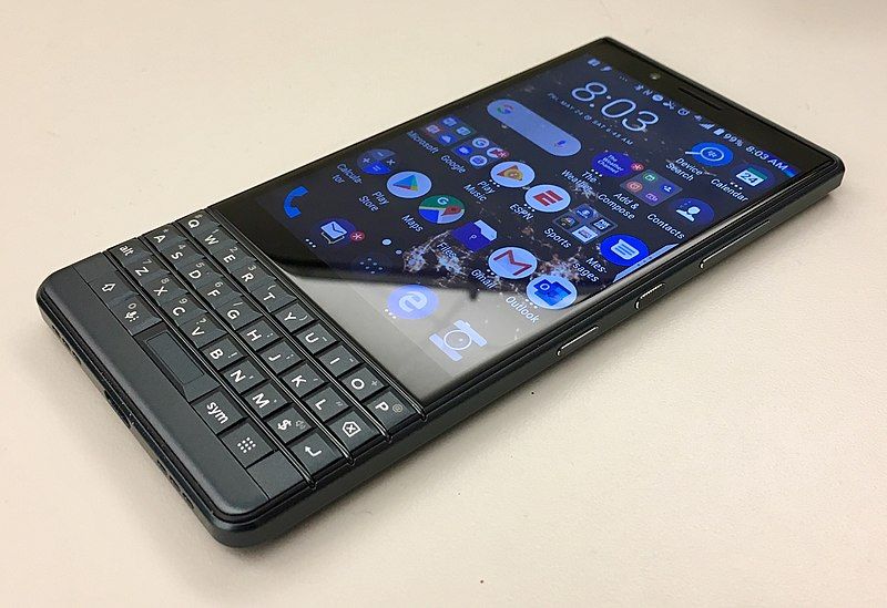 File:BlackBerryKey2LE(02).jpg